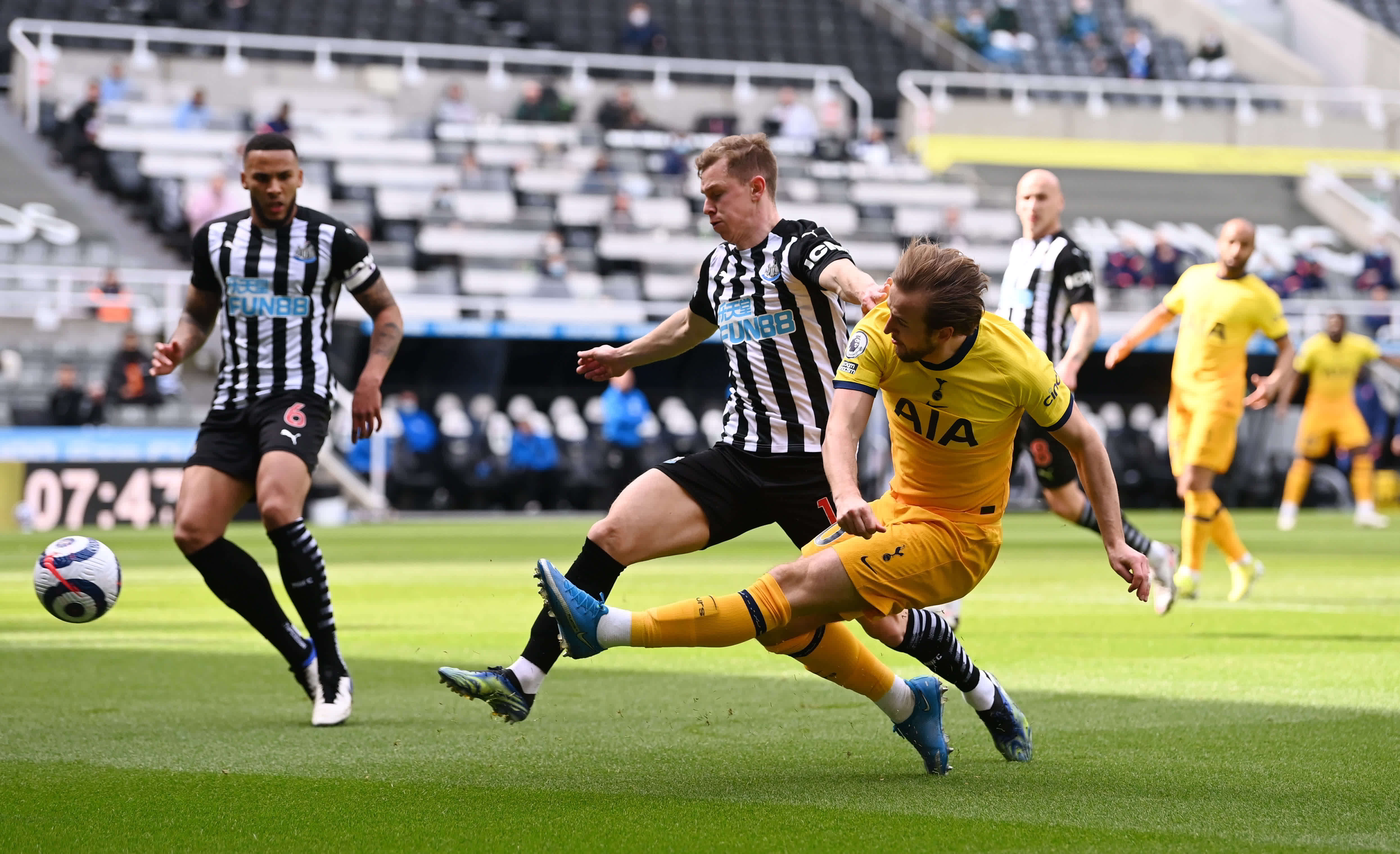 私信轰炸 私信轰炸